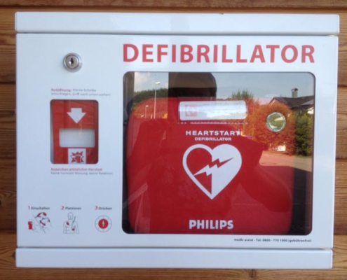 Defibrillator