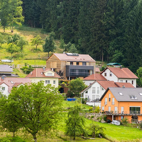 Foto der Ortschaft Walkersbach mit dem Praxis-Gebäude